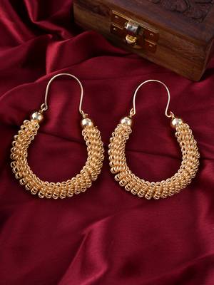 Gold earrings 1