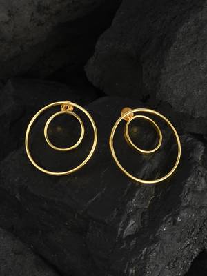 Gold earrings 1