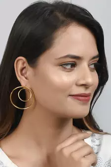 Gold earrings