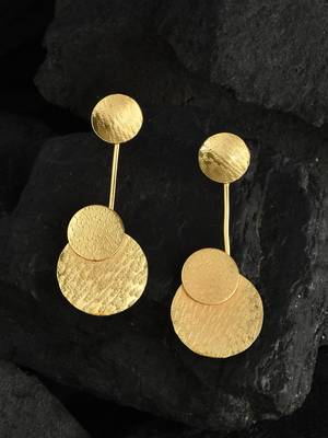 Gold earrings 1