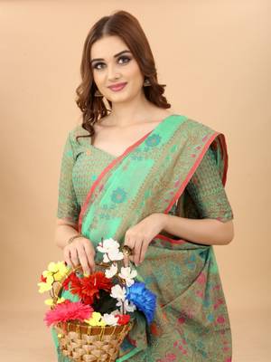 Women'S kanchipuram silk blend saree With Unstitched Boluse Piece 4
