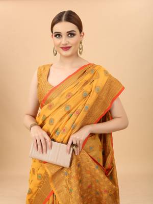 Women's Oraganza Kanchipuram Silk Blend Saree With Unstitched Boluse Piece 4