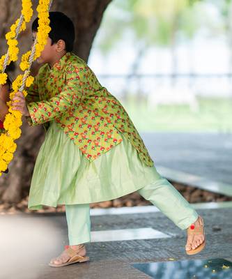Green Brocade printed THE MACAW KING KURTA SET 2