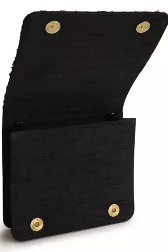 Sazee flap clutch