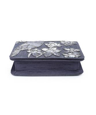 Sequin Toucan grey clutch 4