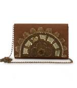 Shades of rust clutch