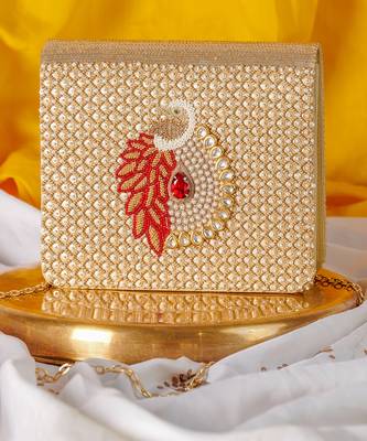 Mayuraa clutch 1