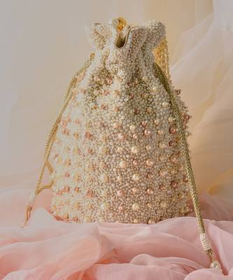 Sweet pearls potli 3