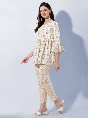 Beige Off White Paisley Jaipuri Printed Cotton Tunic With Pant 2