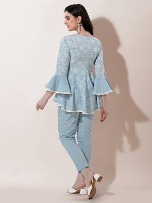 Grey White Floral Jaipuri Printed Cotton Tunic With Pant 3