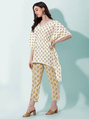 Mustard Off White Paisley Jaipuri Printed Cotton Tunic With Pant 2