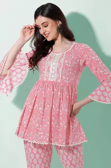 Coral White Floral Jaipuri Printed Cotton Tunic With Pant