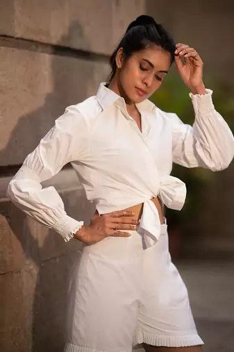 White Shirt With Elasticated Sleeves