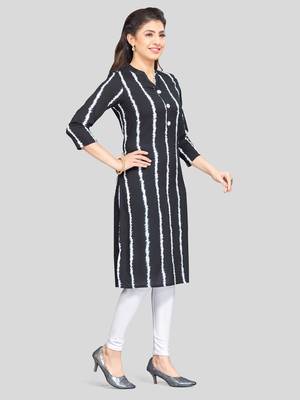 Black printed rayon long-kurtis 3