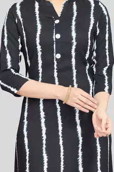 Black printed rayon long-kurtis