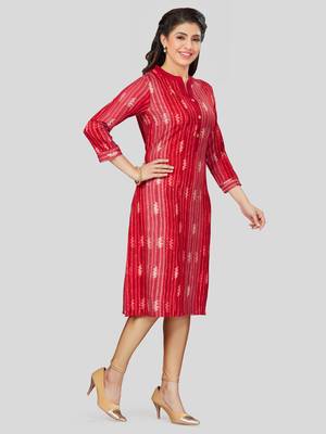 Red printed rayon long-kurtis 3
