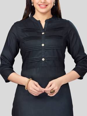 Black plain rayon long-kurtis 4