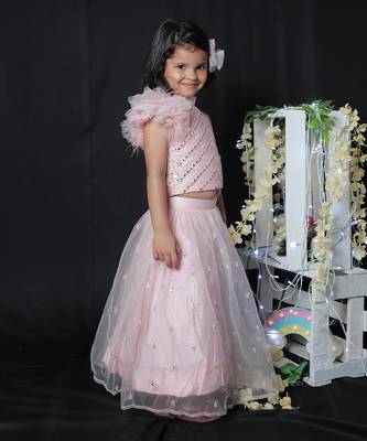 Sleeveless Feathered Top with Ghagra 4