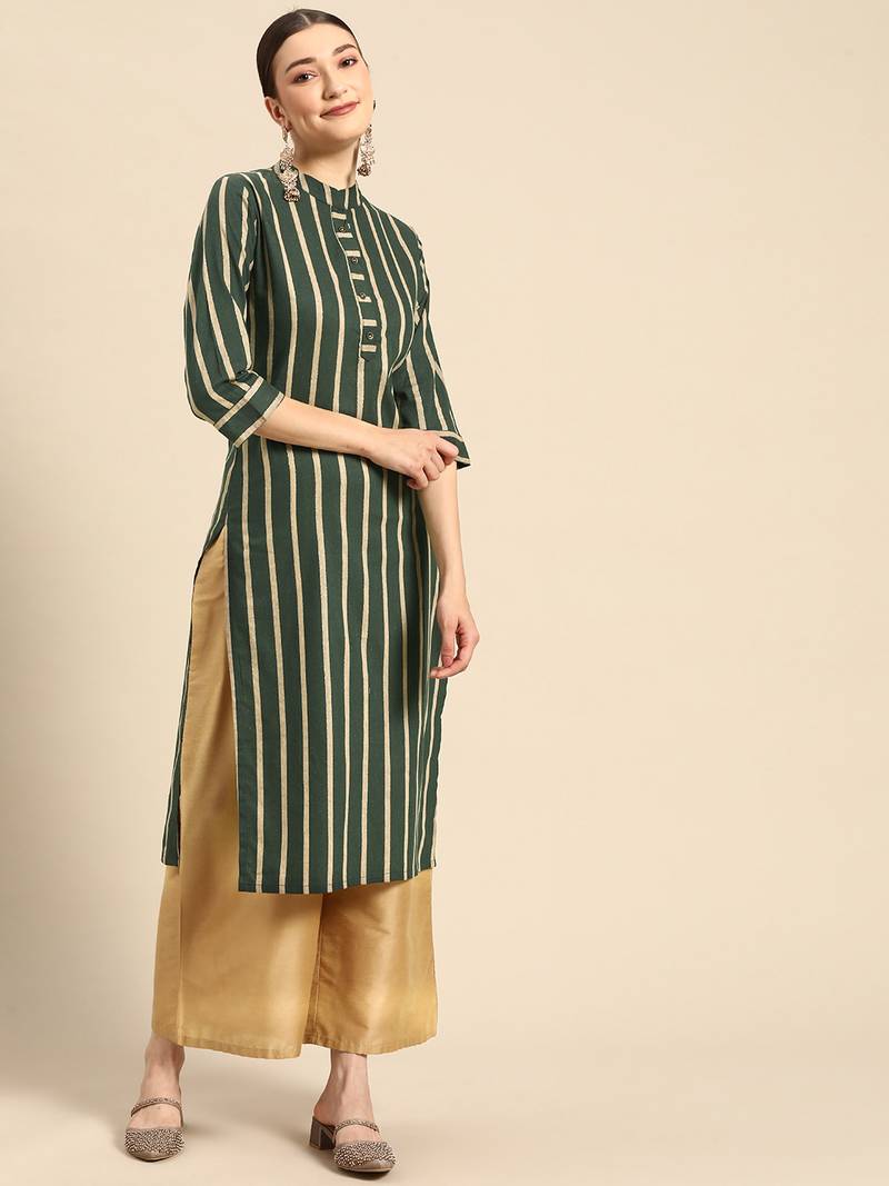 Mohvogue Women's Green Woven Design Cotton Blend Kurta.