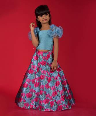 Ruffled Sleeves crop top with dupatta and Lahenga 3