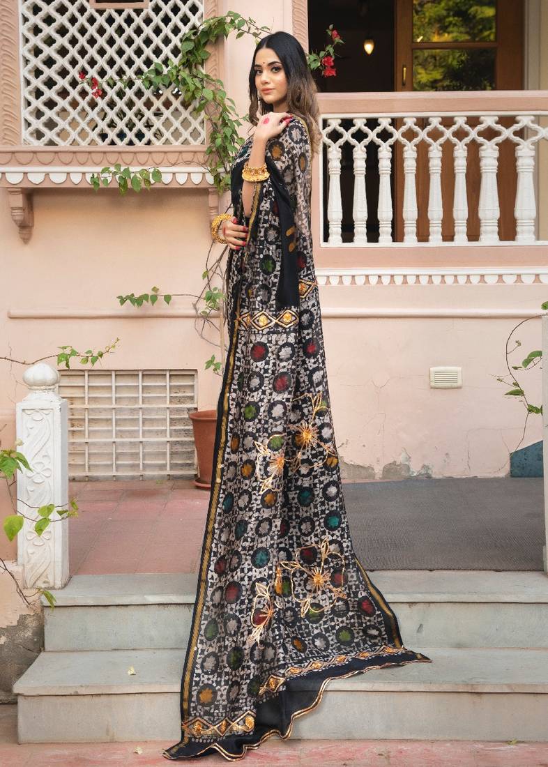 Anvi Chanderi Batik Print Saree with Blouse