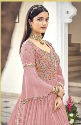 Light pink Embroidered Mehndi Trendy Salwar Kameez 2
