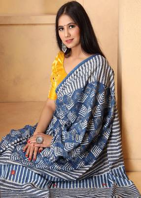 Rina Indigo Dabu Print Cotton Saree with Blouse 5