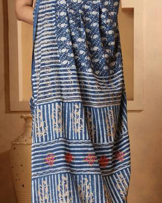 Rosy Indigo Dabu Print Cotton Saree with Blouse 5
