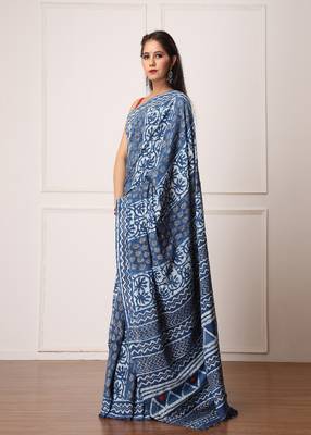 Navya Indigo Dabu Print Cotton Saree with Blouse 1