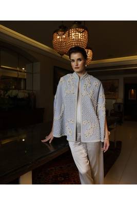 Lia Pearl Cape 2
