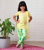 Chanderi Kurta with Batik Print Dhoti