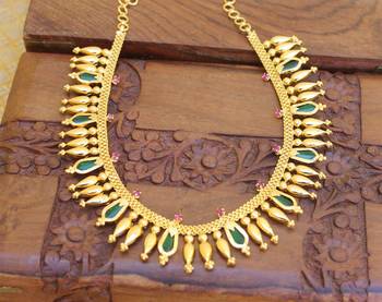 Kerala traditional gold plated palakka necklace 2