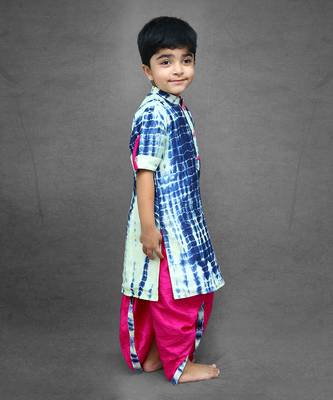 Tie and dyed blue kurta with pink dhoti 3