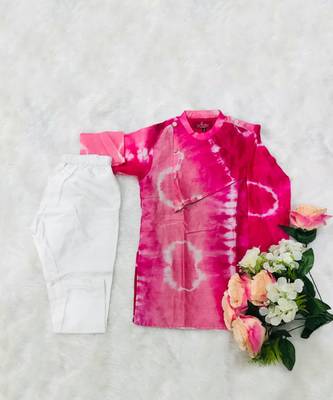 Tie and Dyed different cut Kurta with off white chudidar 5
