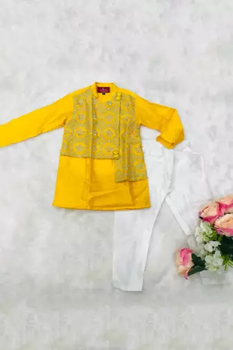 Embroidered Half Jacket Kurta And Pyjama