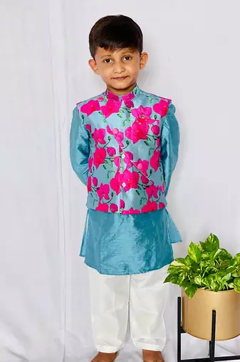 Slant Cut Bandi with Kurta and Pajama