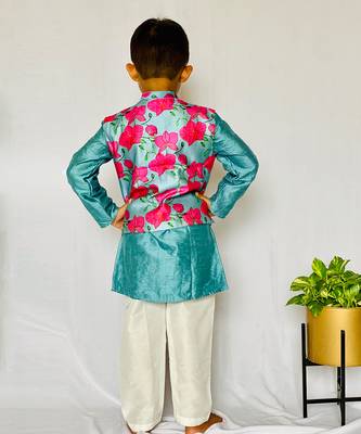 Slant Cut Bandi with Kurta and Pajama 3