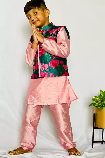 Floral Bandi with pink Kurta and Pajama