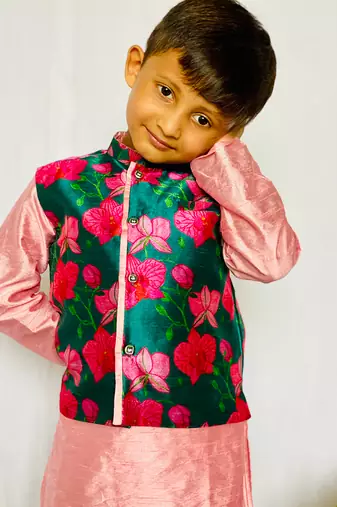 Floral Bandi with pink Kurta and Pajama