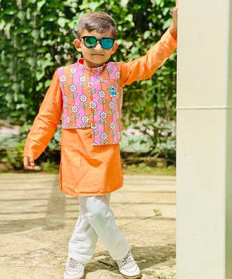 Flower Print Jacket with Kurta and Pajama 8