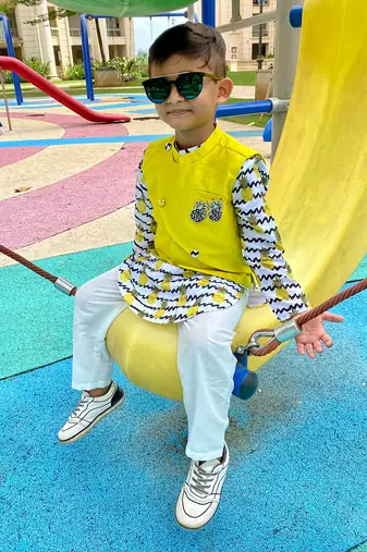 Pineapple Print Round Cut Kurta with Bandi