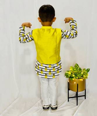 Pineapple Print Round Cut Kurta with Bandi 8