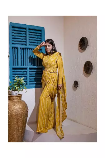 Printed Fusion Set In Mustard