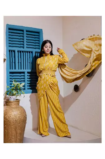 Printed Fusion Set In Mustard