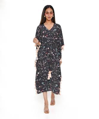Black Forest Print Art Crepe Kaftan With Tassels 1