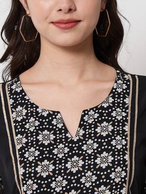 MATINE Women Black Designer Yoke Kurti 4