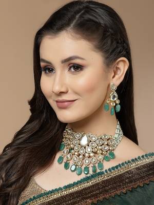 Green pearl earrings 1