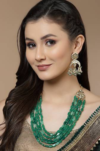 Green zircon   necklaces