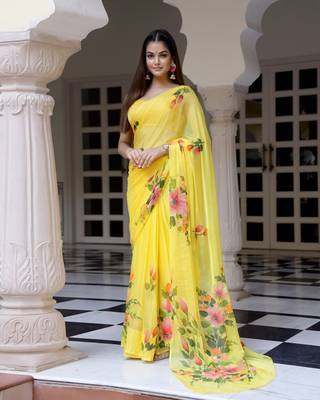Petunia Handpainted Chiffon Saree with Blouse 2