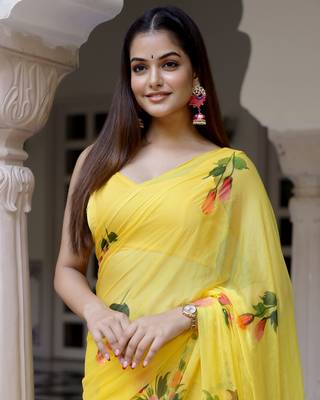 Petunia Handpainted Chiffon Saree with Blouse 4